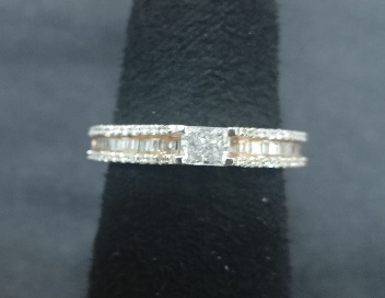 Ring R6 View 1
