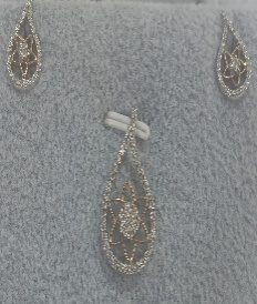 Pendant Set PE13 View 1