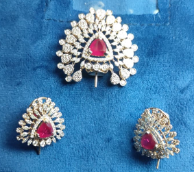 Pendant Set PE24 View 1