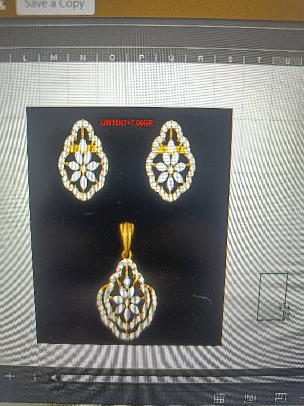 Pendant Set PE18 View 1